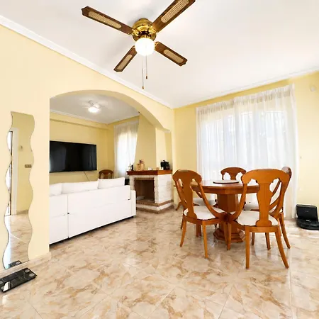 Holiday home Cabo Roig Holiday Home Cabo Roig