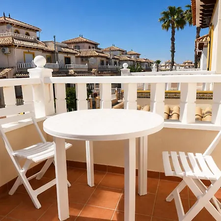 Cabo Roig Holiday Home בית נופש *